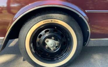 Buick-riviera-1983-8