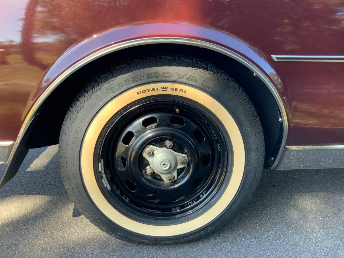 Buick-riviera-1983-8