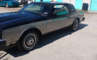 Buick-riviera-1984-2