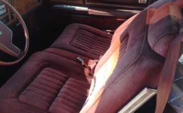 Buick-riviera-1984-4
