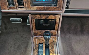 Buick-riviera-1989-brown-16