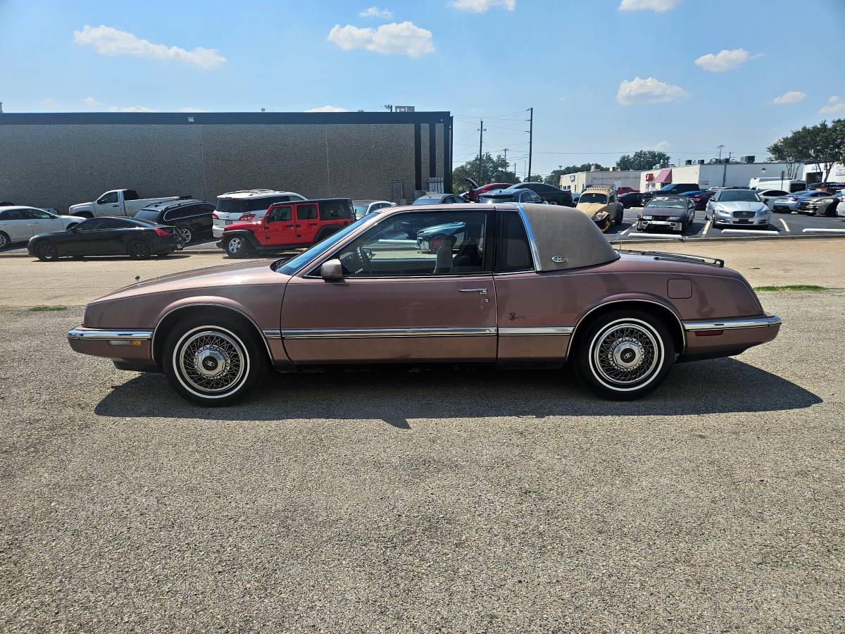 Buick-riviera-1989-brown-7