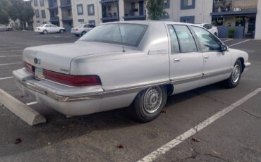 Buick-roadmaster-1992-silver-2