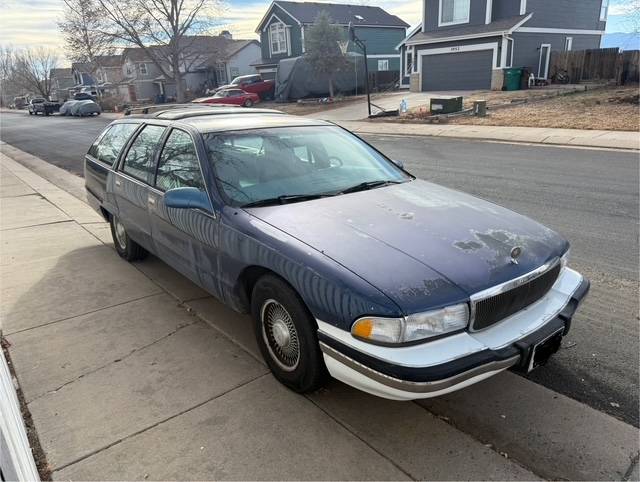 Buick-roadmaster-1996-blue-2