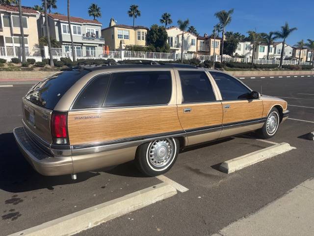 Buick-roadmaster-estate-wagon-1996-1