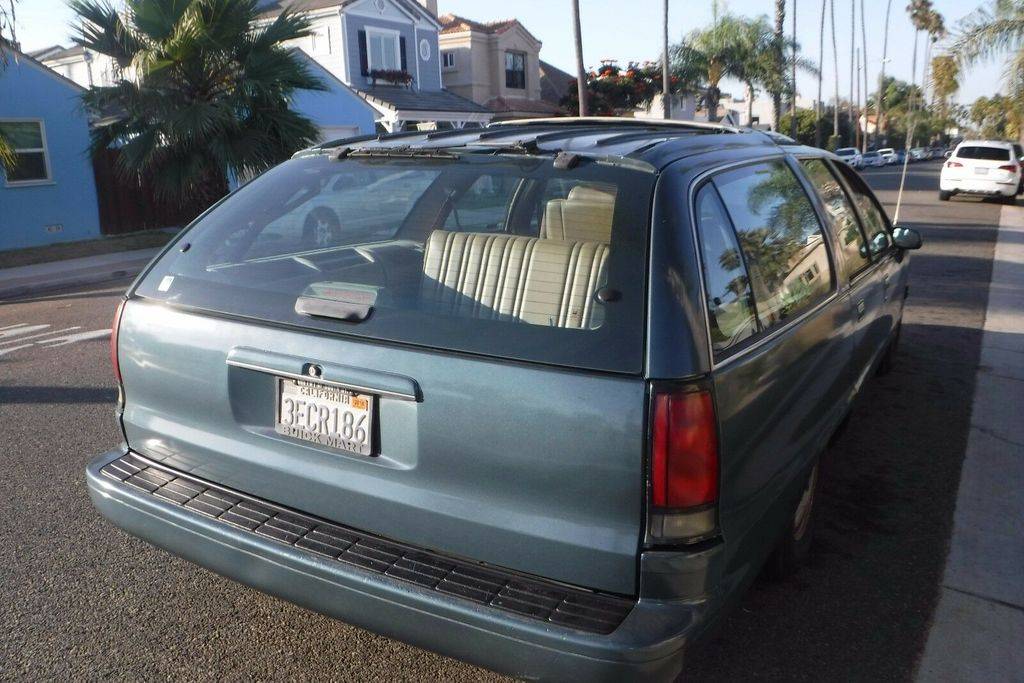 Buick-roadmaster-wagon-1993-blue-19