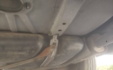 Buick-roadmaster-wagon-1993-blue-21