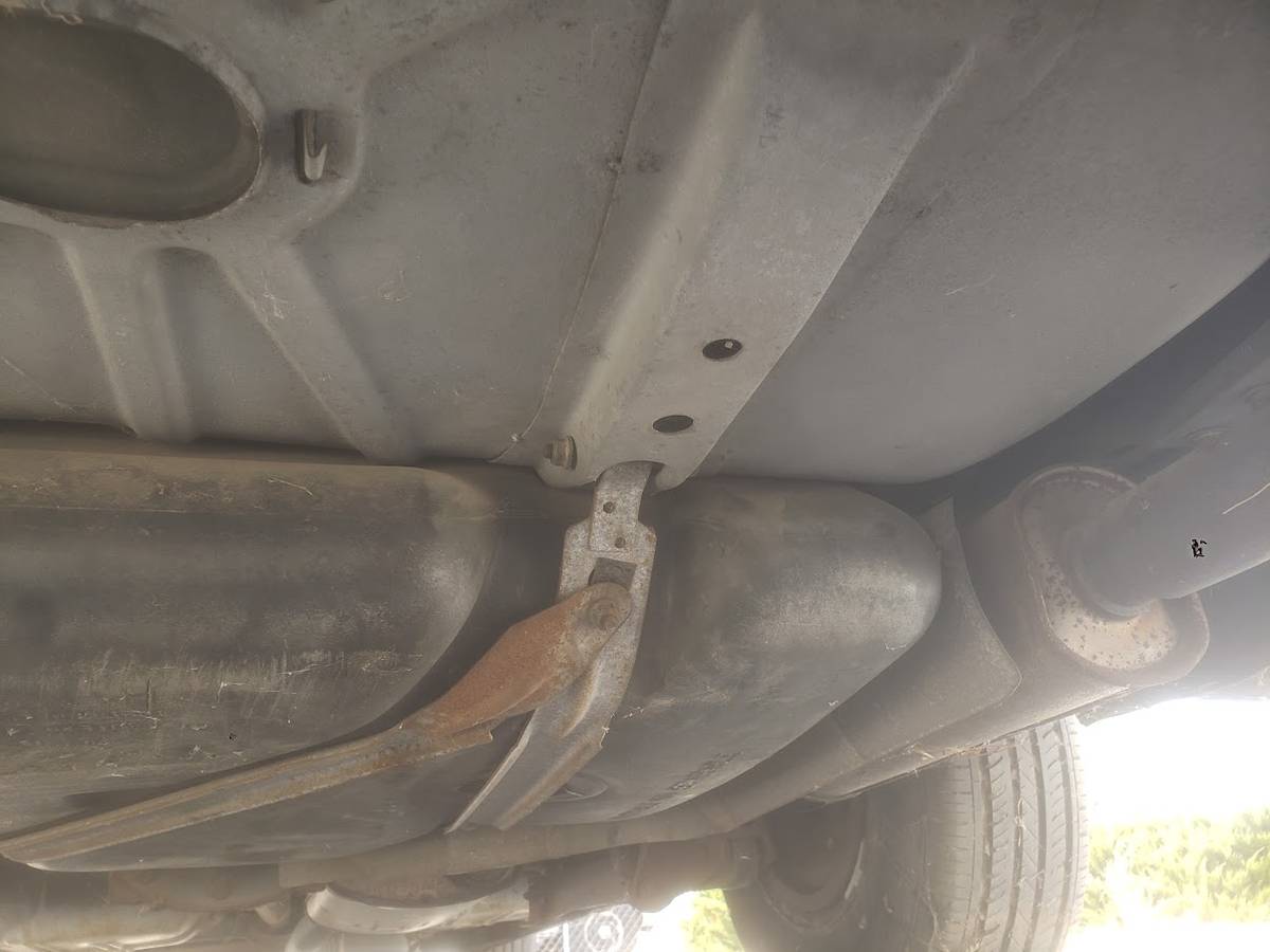 Buick-roadmaster-wagon-1993-blue-21