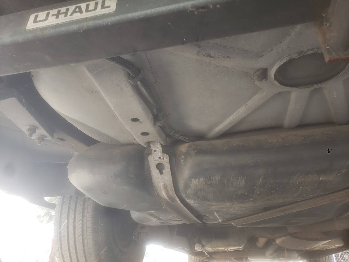 Buick-roadmaster-wagon-1993-blue-22