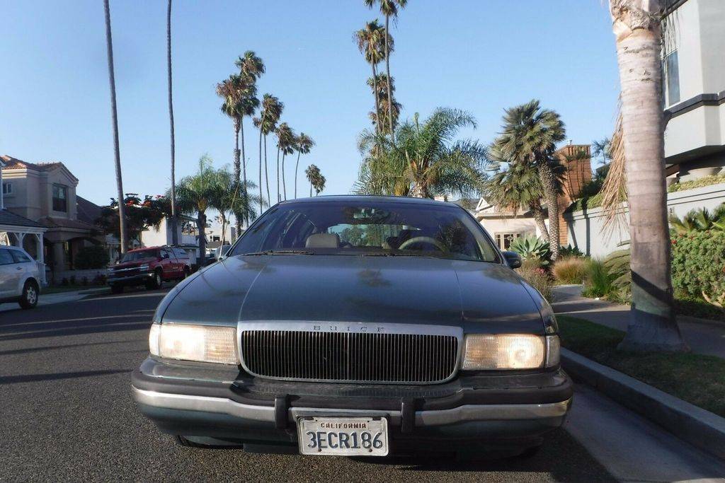 Buick-roadmaster-wagon-1993-blue-9