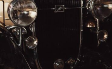 Buick-series-60-1932-brown-3