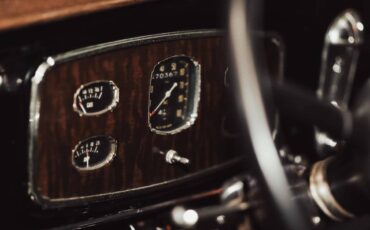 Buick-series-60-1932-brown-4