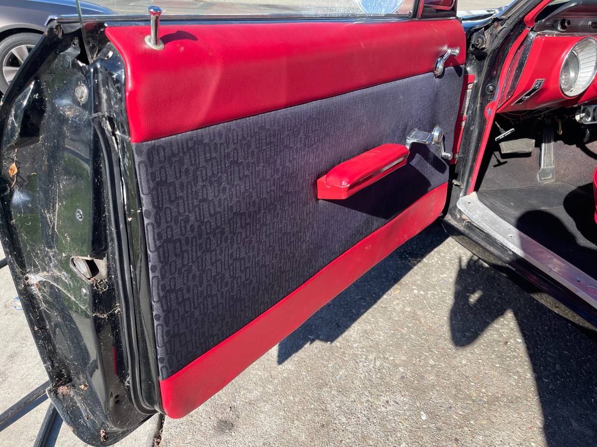 Buick-wildcat-1965-12