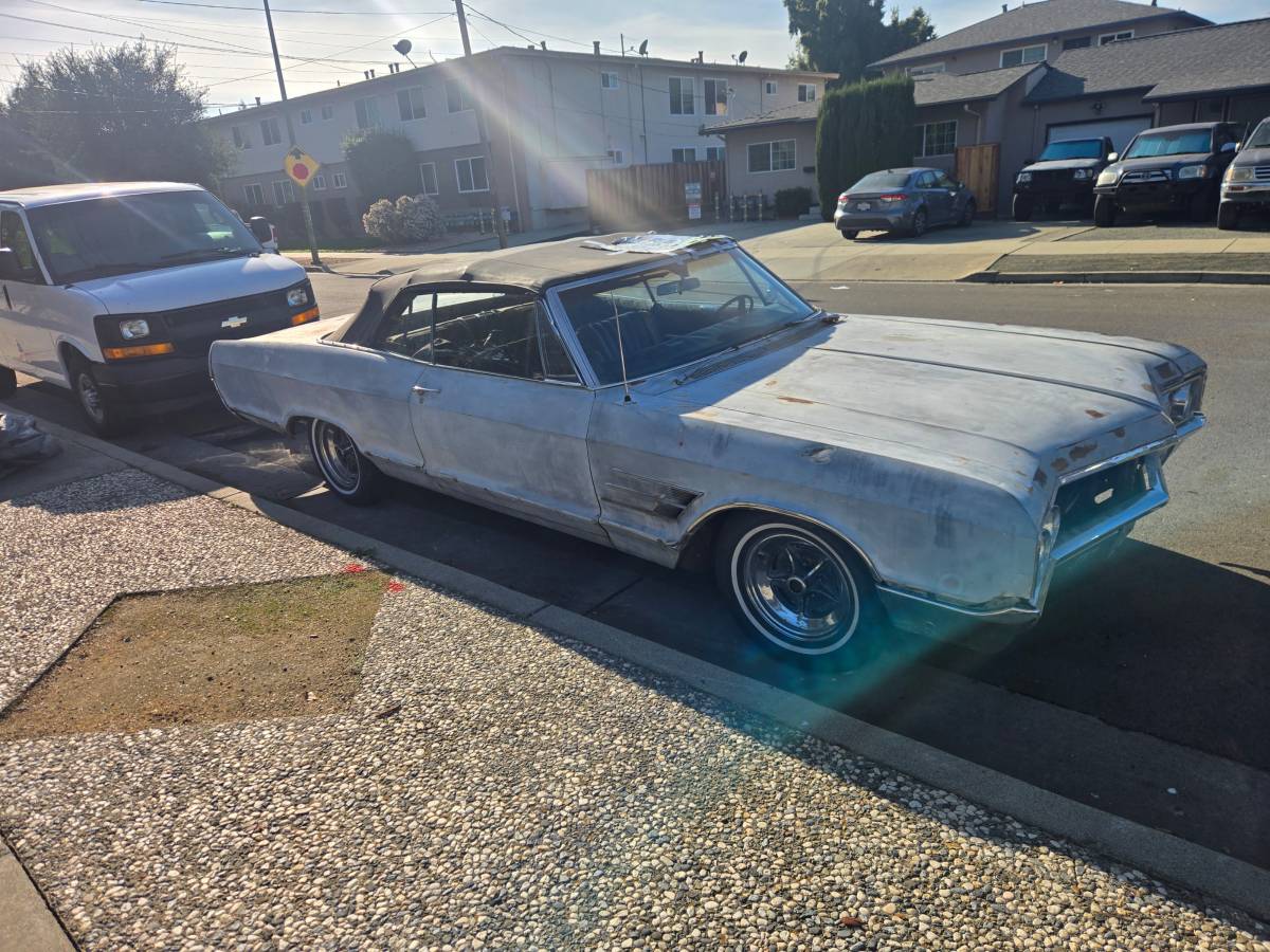 Buick-wildcat-1965-grey-3