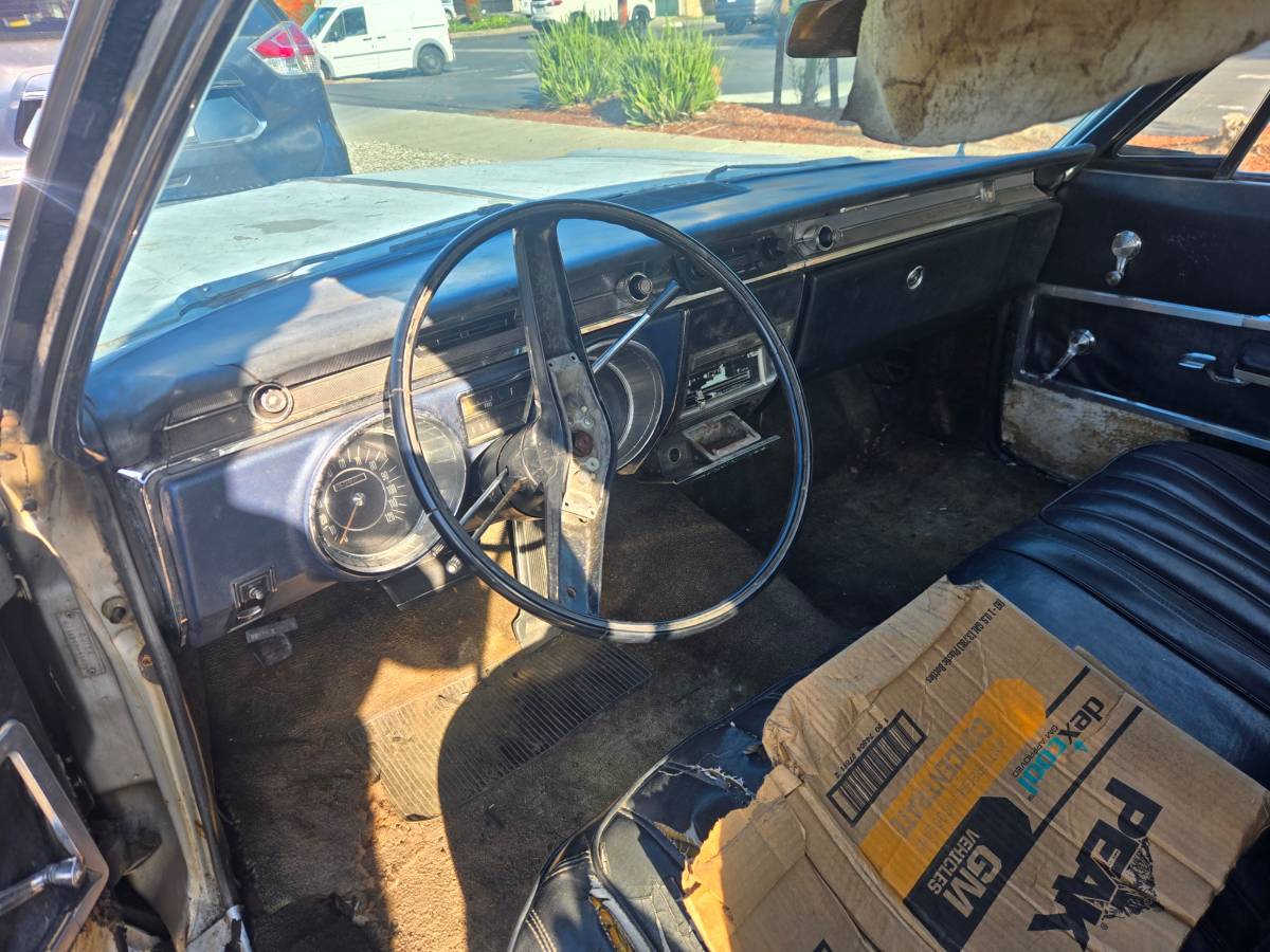 Buick-wildcat-1965-grey-6