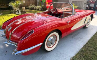 C1-corvette-convertible-1958-4