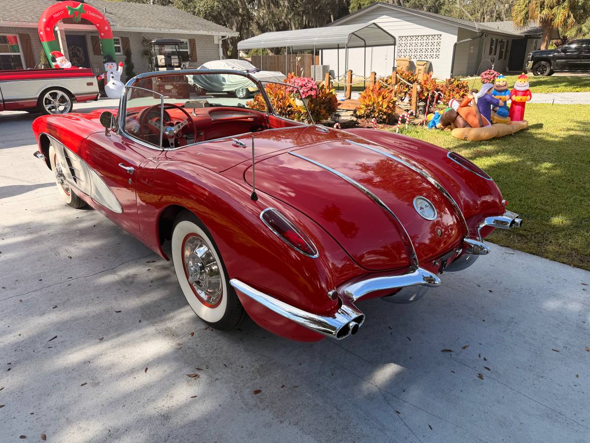 C1-corvette-convertible-1958-6