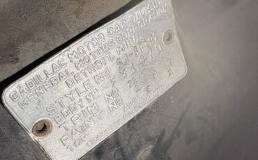 Cadillac-1953-black-13