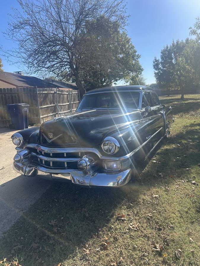 Cadillac-1953-black-4