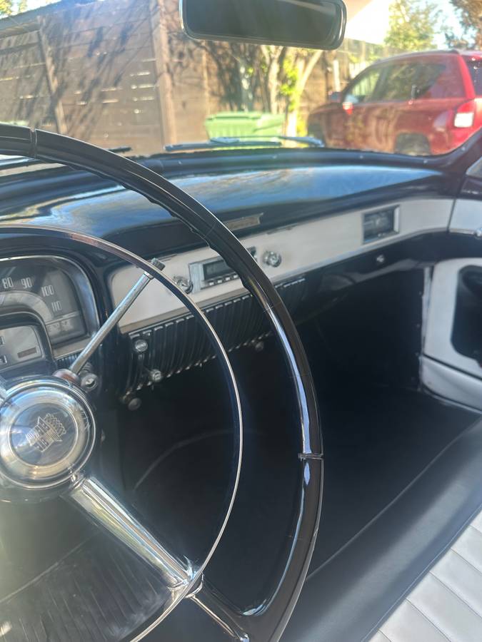 Cadillac-1953-black-4