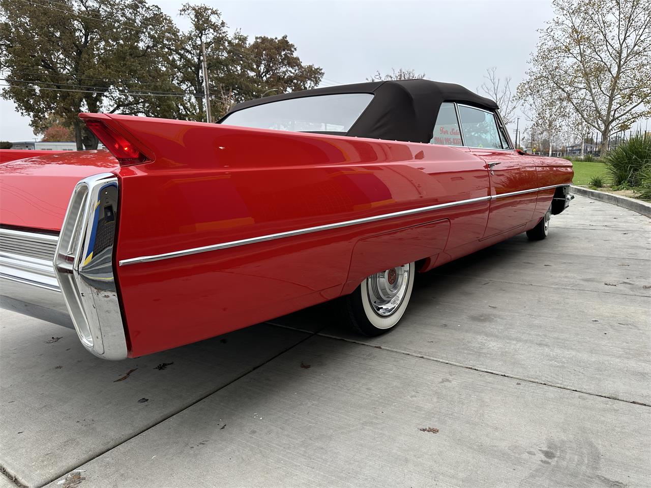Cadillac-2-dr-convertible-1964-Red-Tan-11
