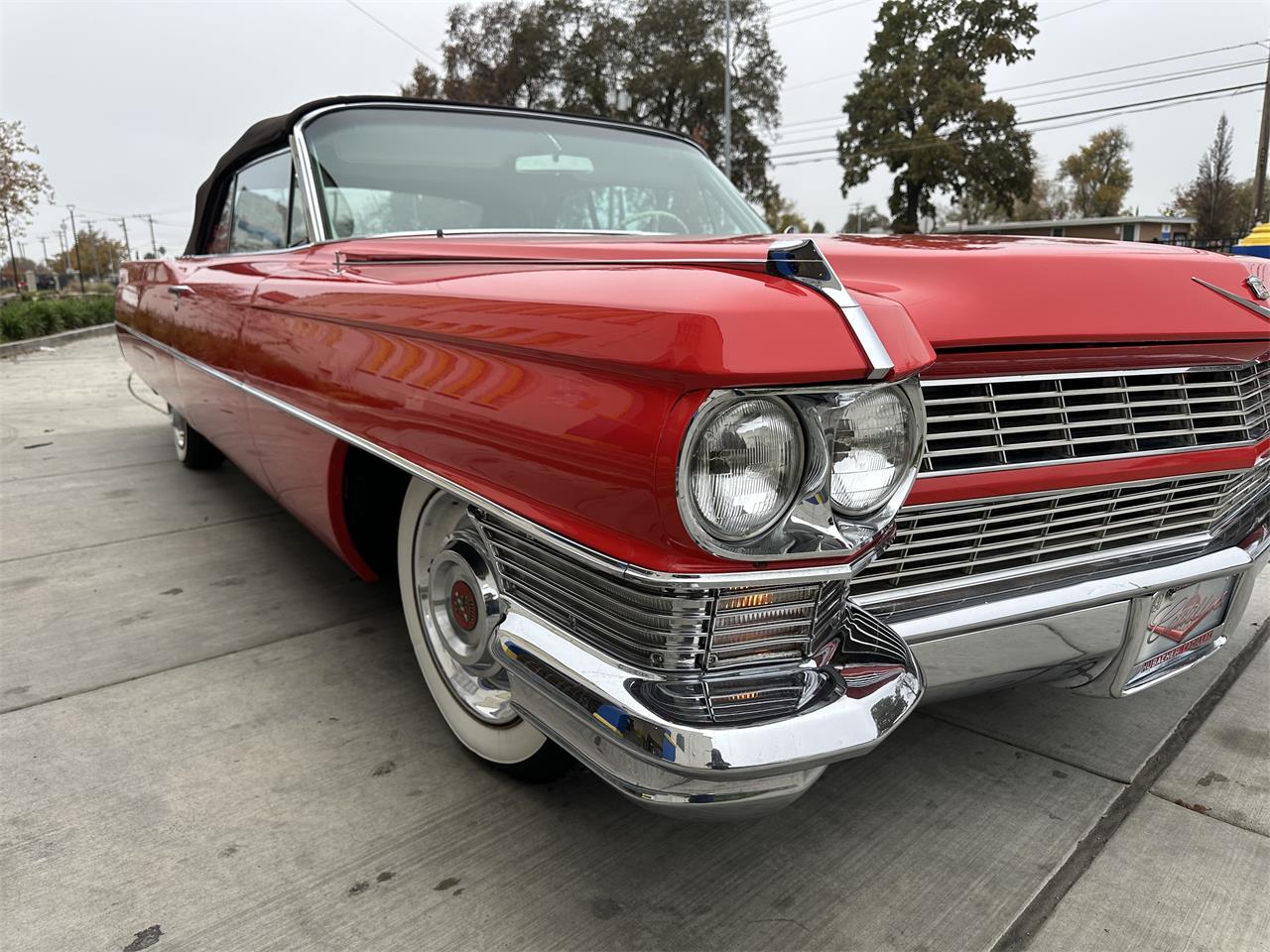 Cadillac-2-dr-convertible-1964-Red-Tan-16