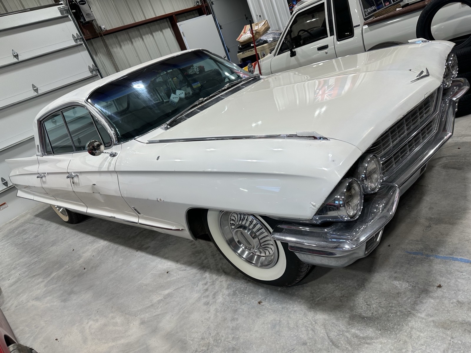 Cadillac-62-Sedan-1962-1