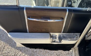 Cadillac-62-Sedan-1962-22