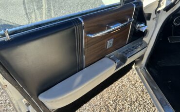 Cadillac-62-Sedan-1962-28