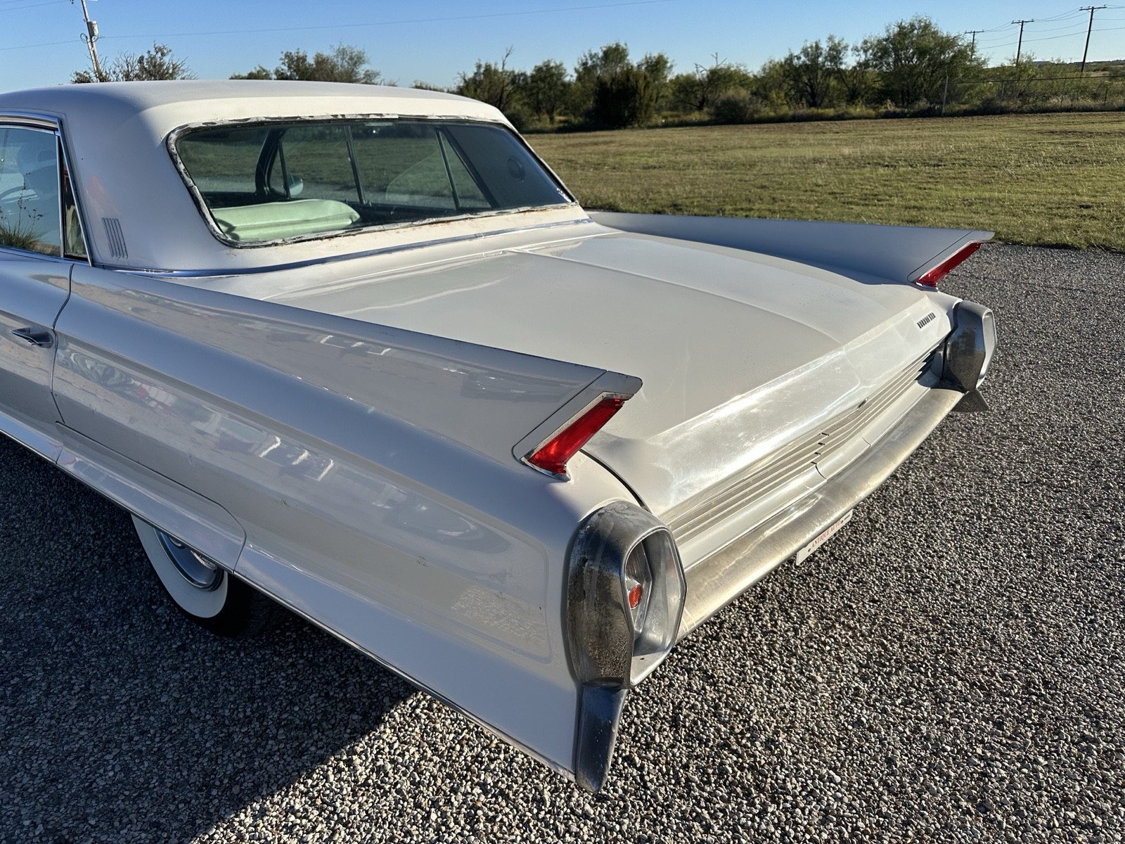 Cadillac-62-Sedan-1962-7