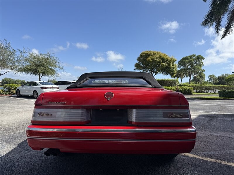 Cadillac-Allante-1993-Convertible-12