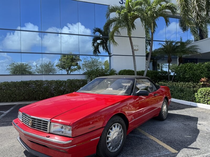 Cadillac-Allante-1993-Convertible-17