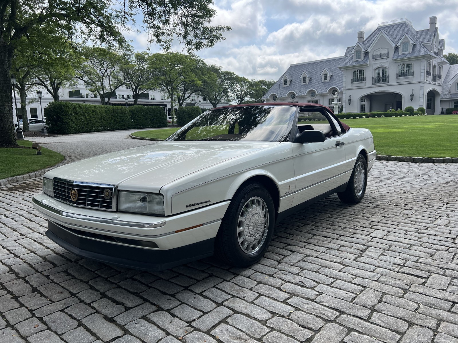 Cadillac-Allante-1993-Convertible-3