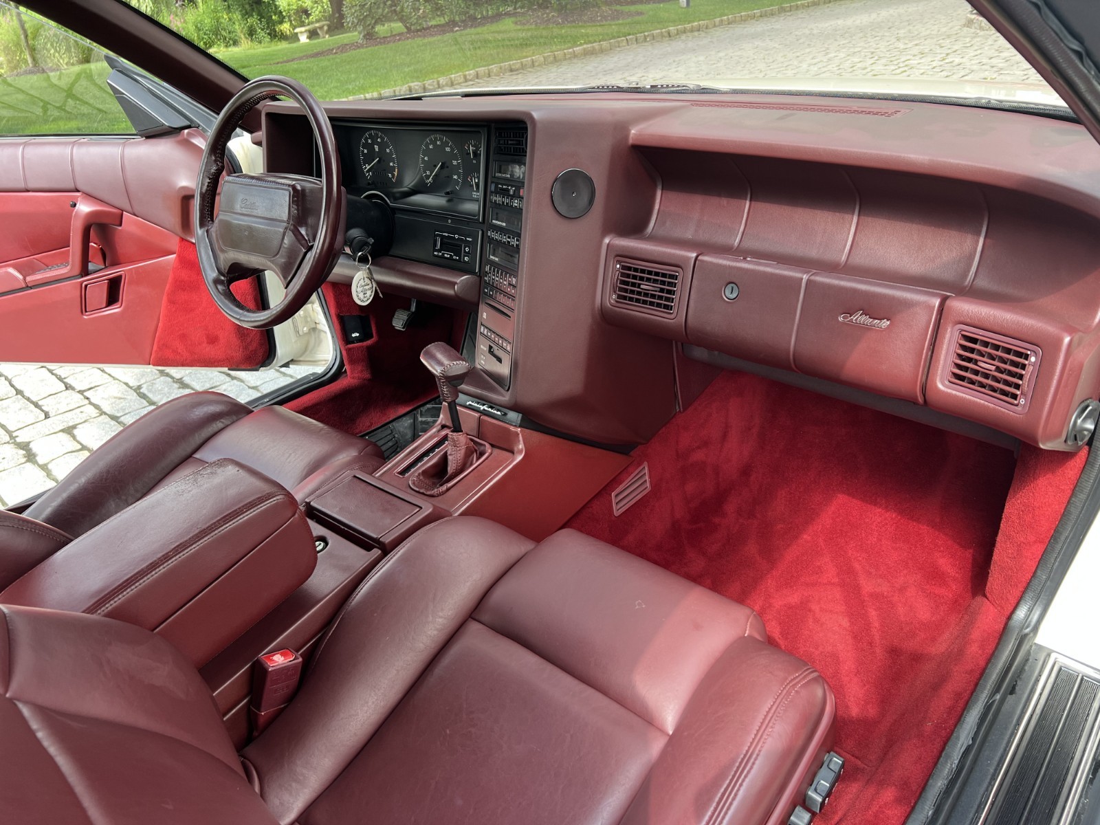 Cadillac-Allante-1993-Convertible-30