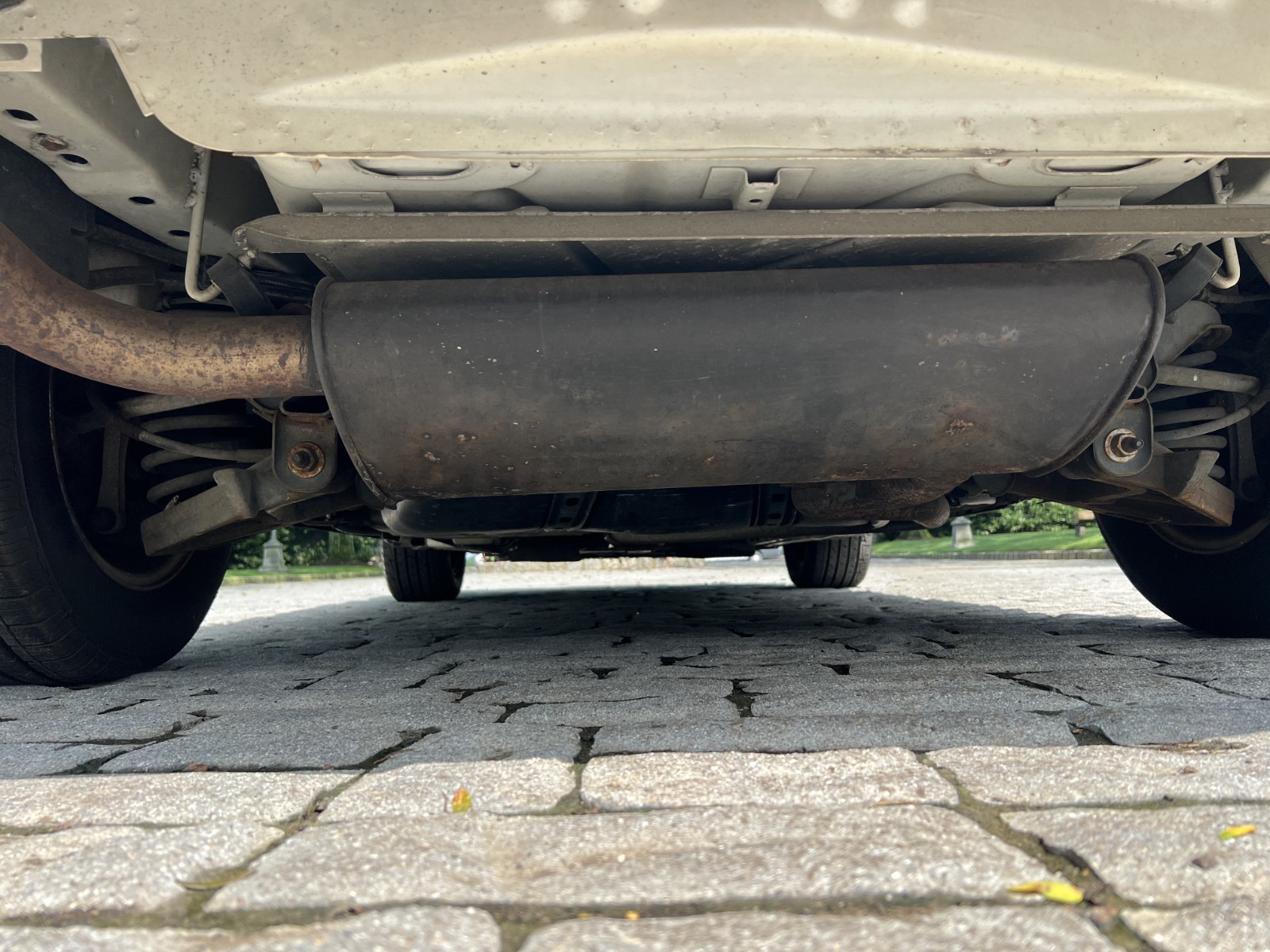 Cadillac-Allante-1993-Convertible-38