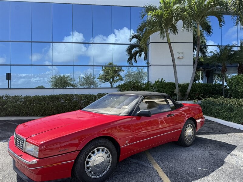 Cadillac-Allante-1993-Convertible-4