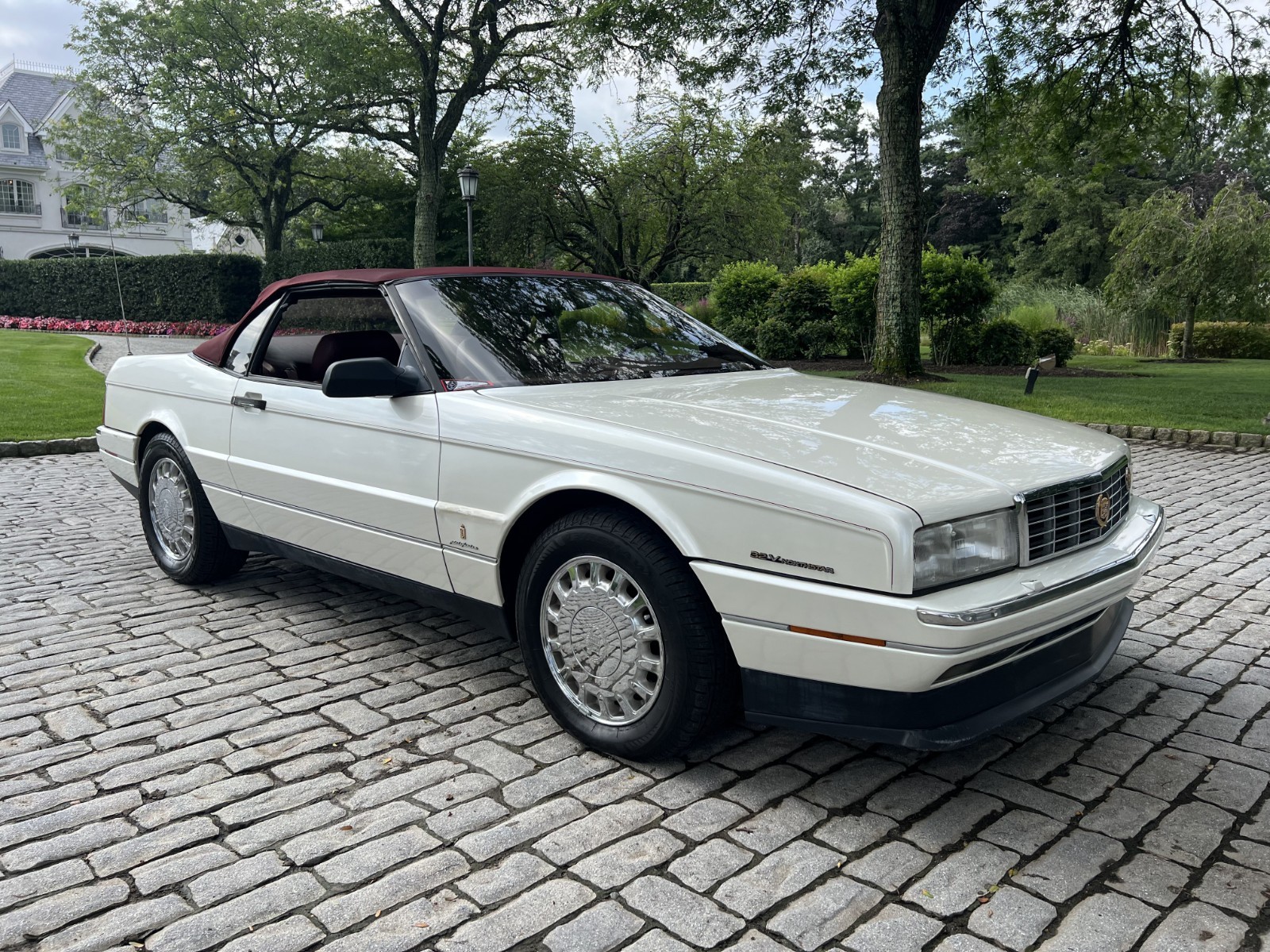 Cadillac-Allante-1993-Convertible-7