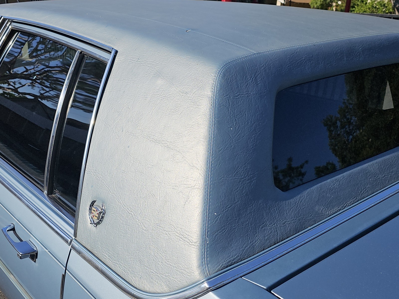 Cadillac-Brougham-1987-14