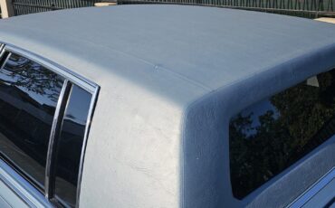 Cadillac-Brougham-1987-15