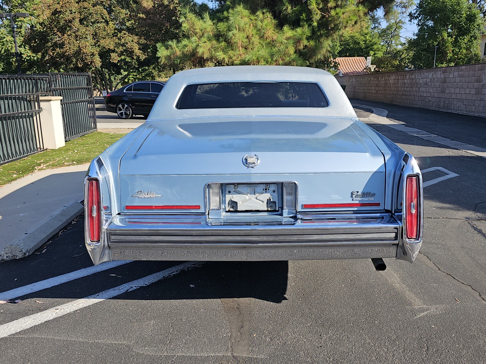 Cadillac-Brougham-1987-20