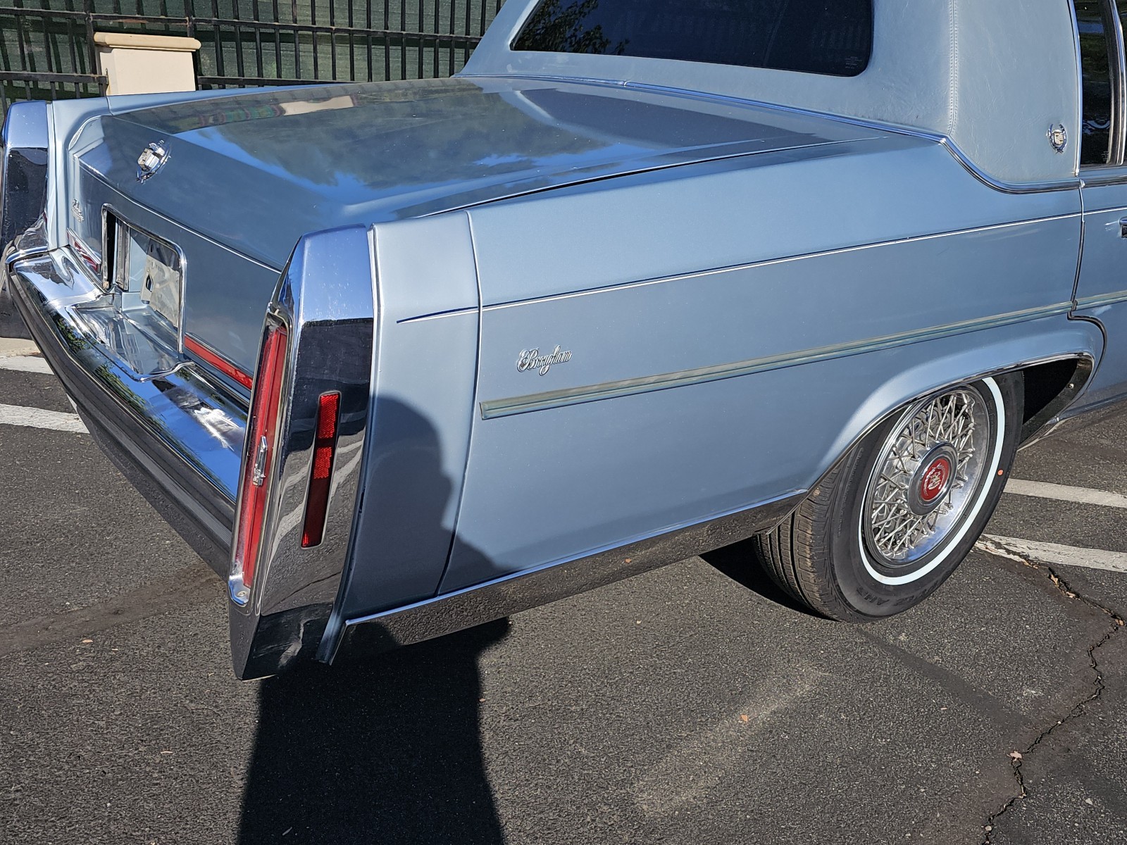 Cadillac-Brougham-1987-26