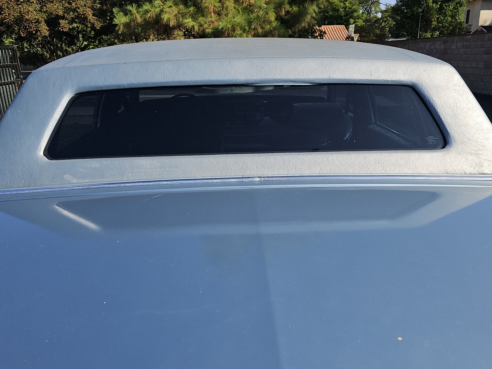 Cadillac-Brougham-1987-28