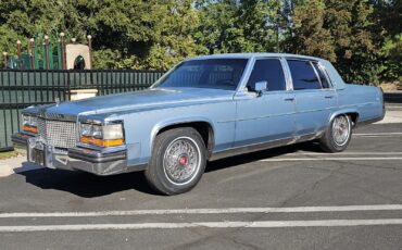 Cadillac-Brougham-1987