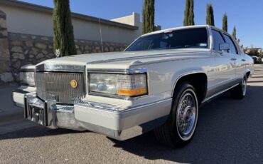 Cadillac-Brougham-1991-Sedan-1