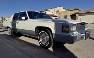 Cadillac-Brougham-1991-Sedan-4