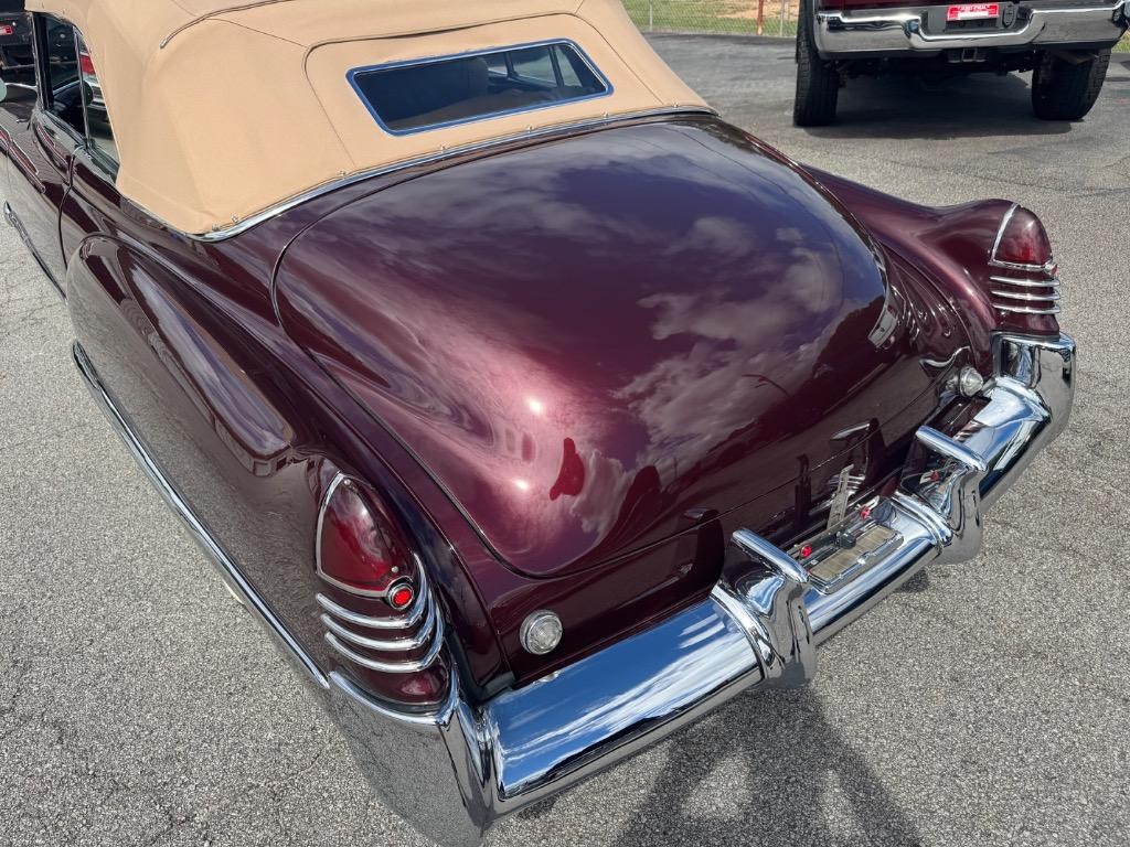 Cadillac-Convertible-series-62-LS-4L80-linked-straight-and-slick-1948-Convertible-23
