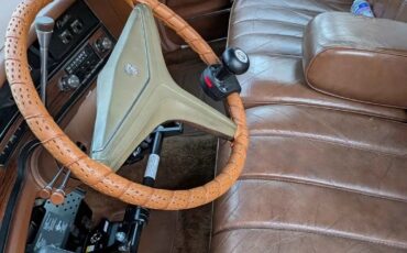 Cadillac-Coupe-DeVille-1973-2S-10