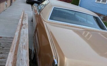 Cadillac-Coupe-DeVille-1973-2S-6