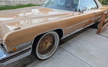 Cadillac-Coupe-DeVille-1973-2S-7