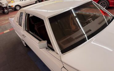 Cadillac-Coupe-DeVille-1979-2-Door-10